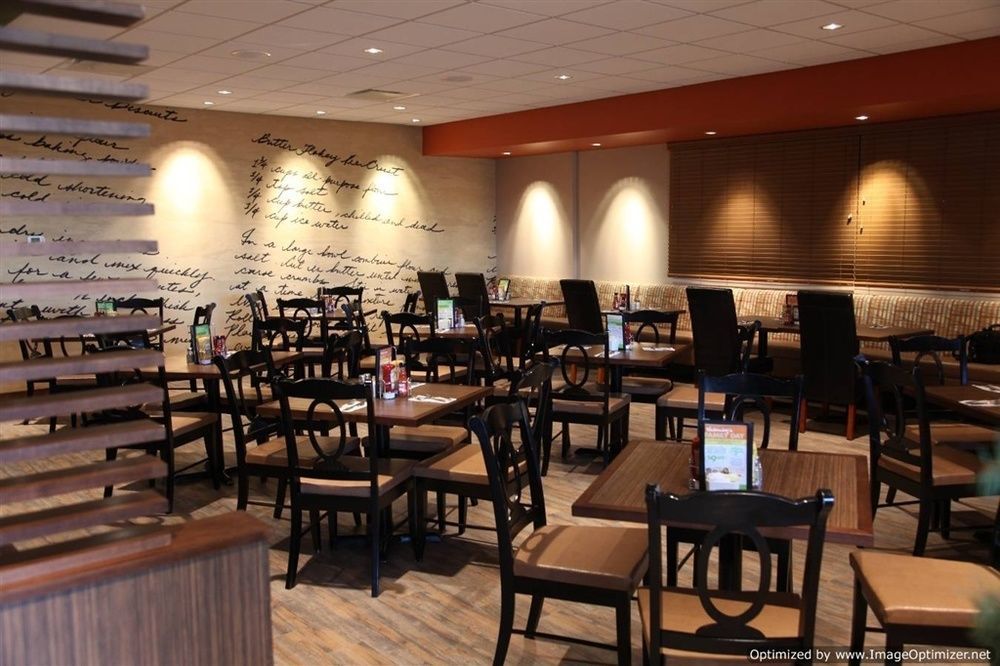 דוסון קריק The George Dawson Inn & Conference Centre מראה חיצוני תמונה