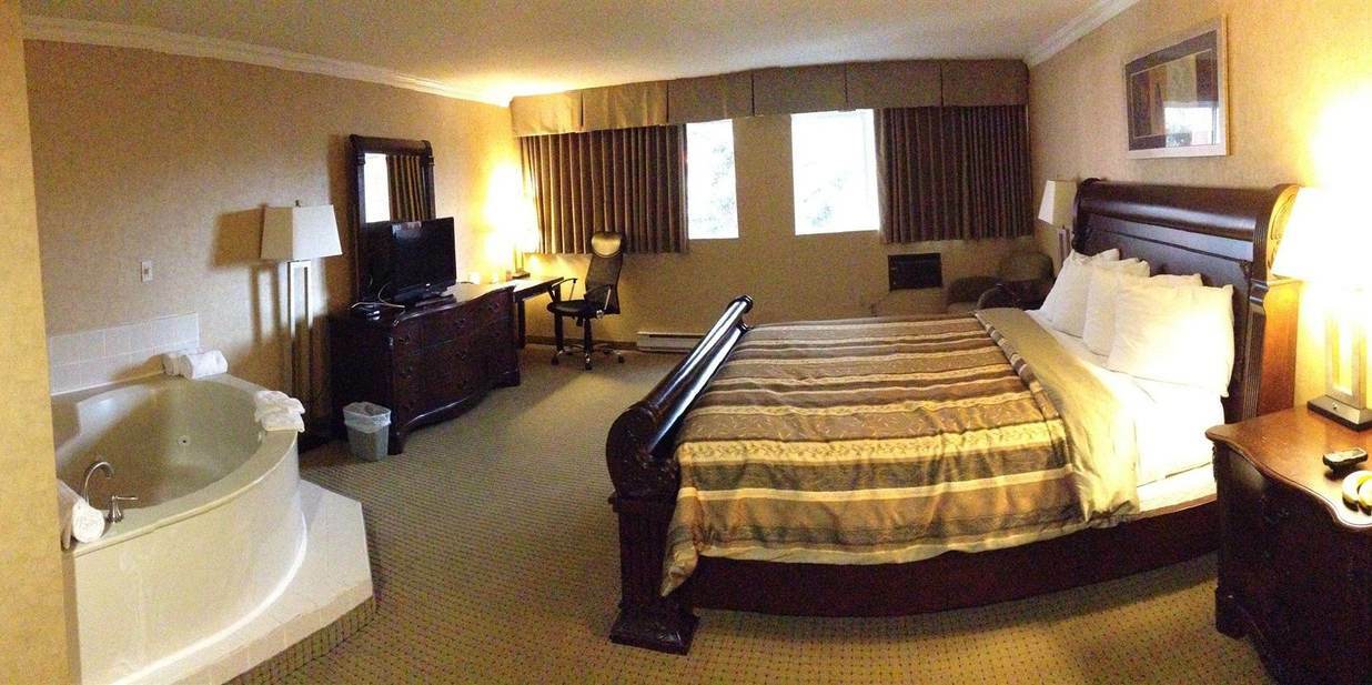 דוסון קריק The George Dawson Inn & Conference Centre מראה חיצוני תמונה